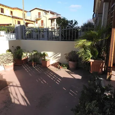 Via Sassari House 아파트 발레도리아