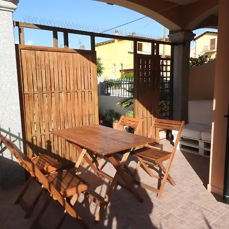 Via Sassari House 아파트 발레도리아
