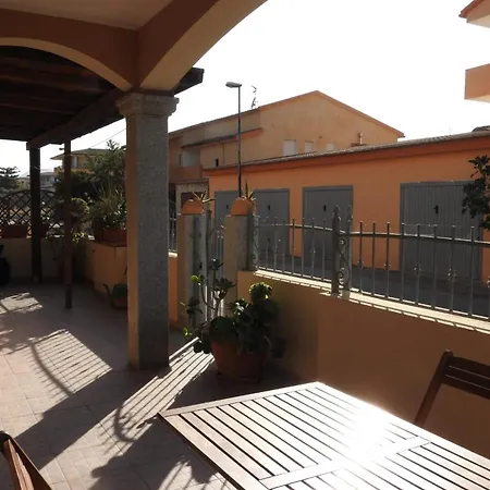 아파트 Via Sassari House *