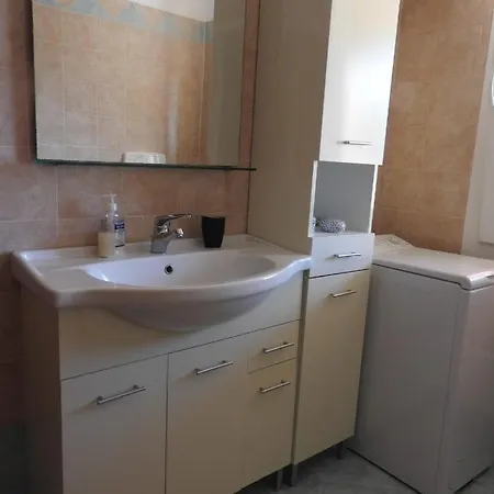 아파트 Via Sassari House *